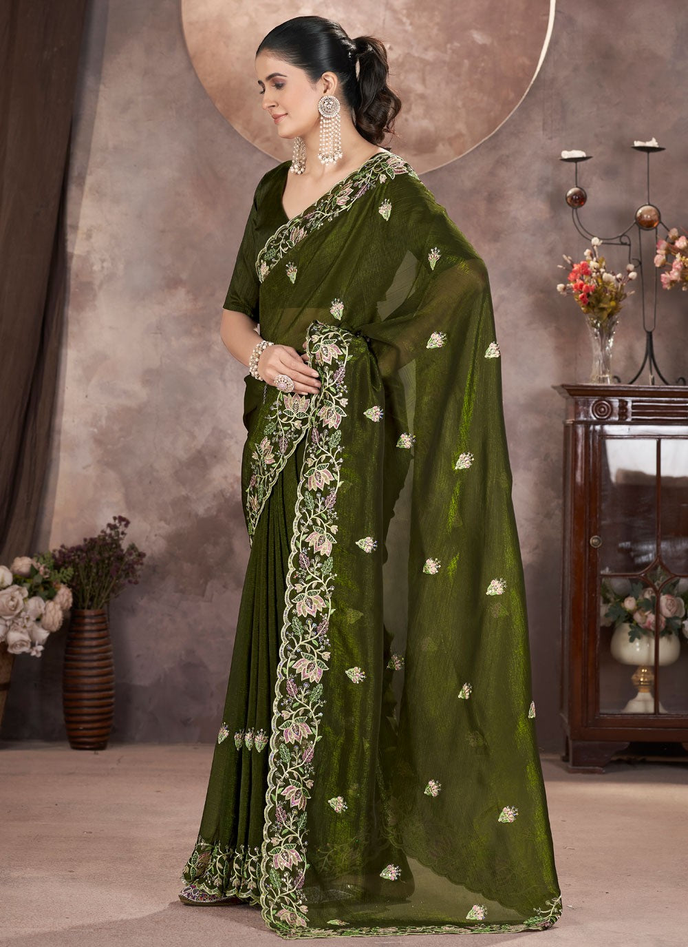 Green Pure Crepe Contemporary Saree Cut Work, Embroidered, Zari S16180