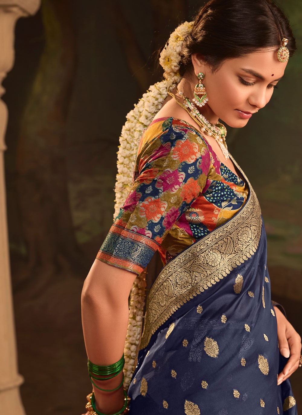 Weaving Zari Pure Dola Saree - S12085