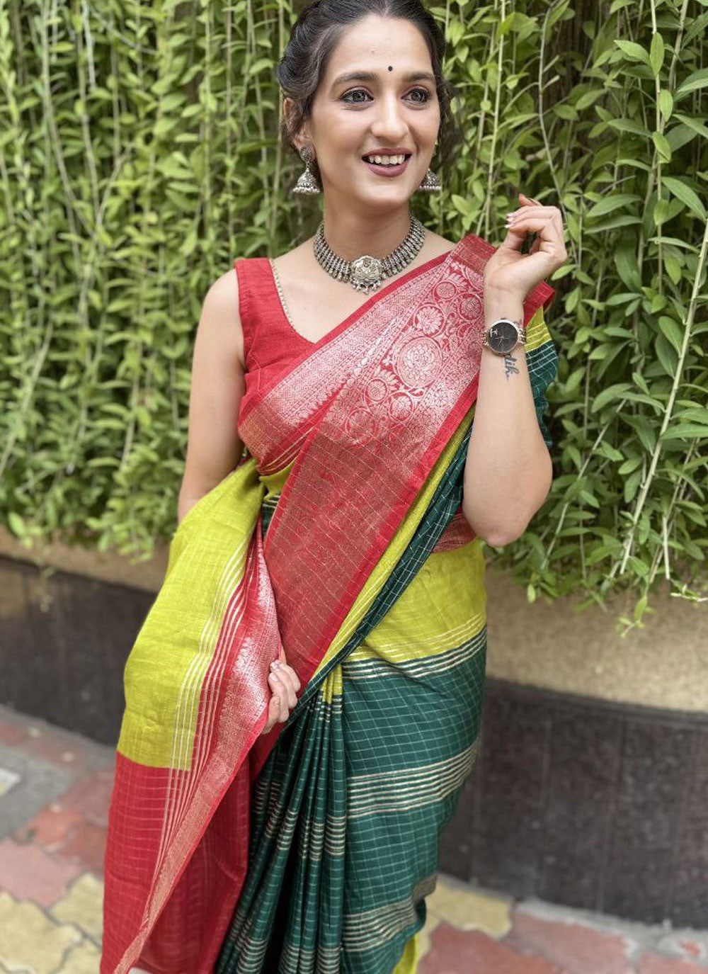 Foliage Prints Pure Dola Saree - S11844