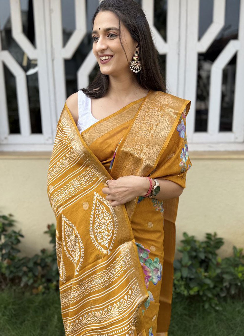 Printed, Weaving Zari Pure Dola Saree - S11836