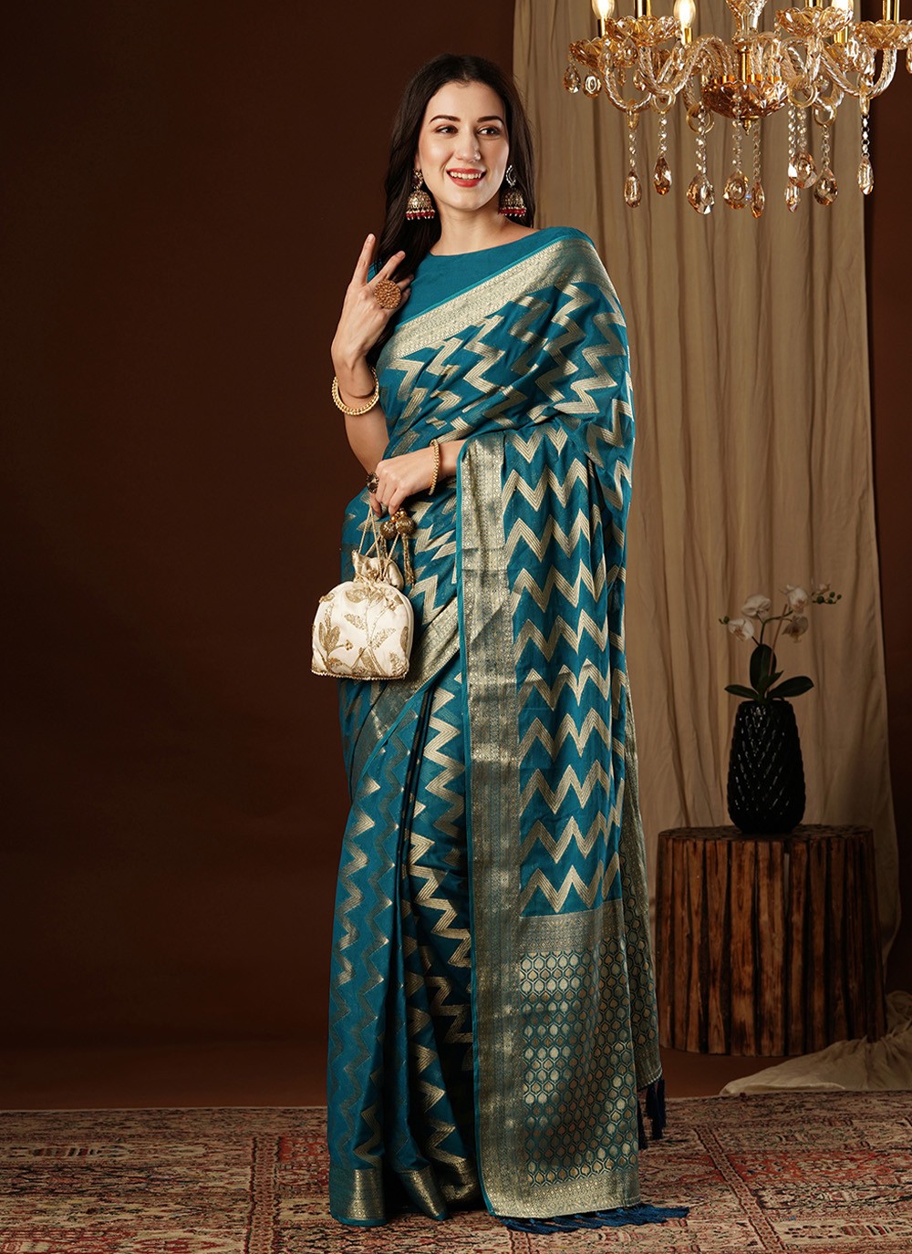 Classic Weaving Zari Pure Georgette Saree - S7628