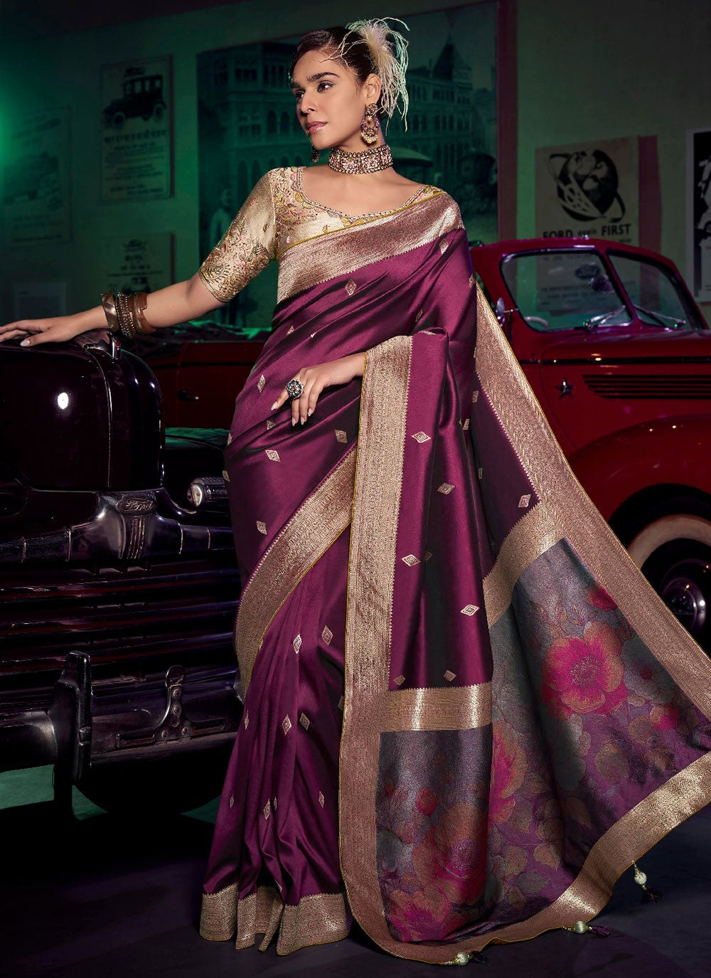Purple Pure Silk Classic Saree Weaving Zari S19048
