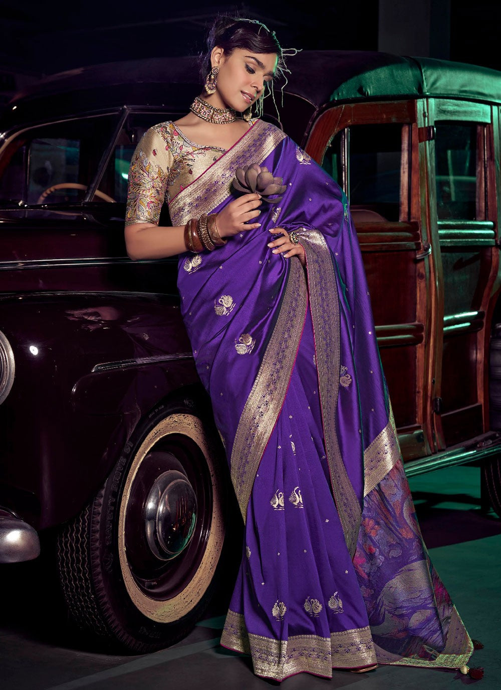 Lavender Pure Silk Traditional Saree Weaving Zari S19046