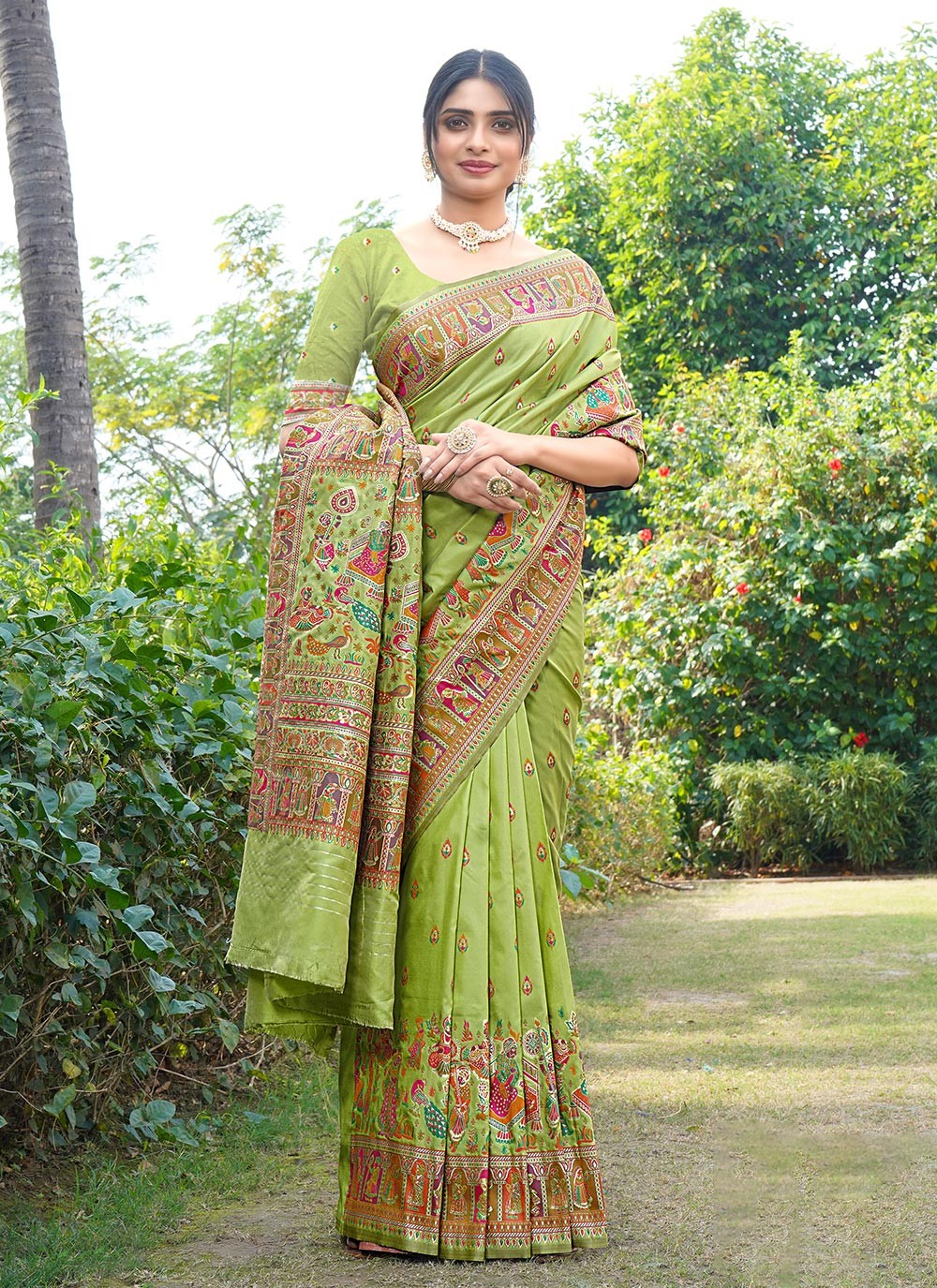 Traditional Weaving Zari Pure Silk Saree - S8496