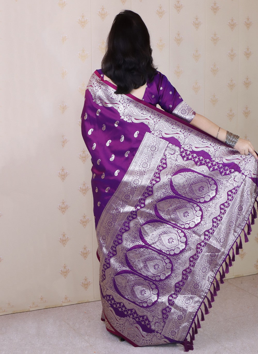 Purple Banarasi Silk Contemporary Saree Woven S19461