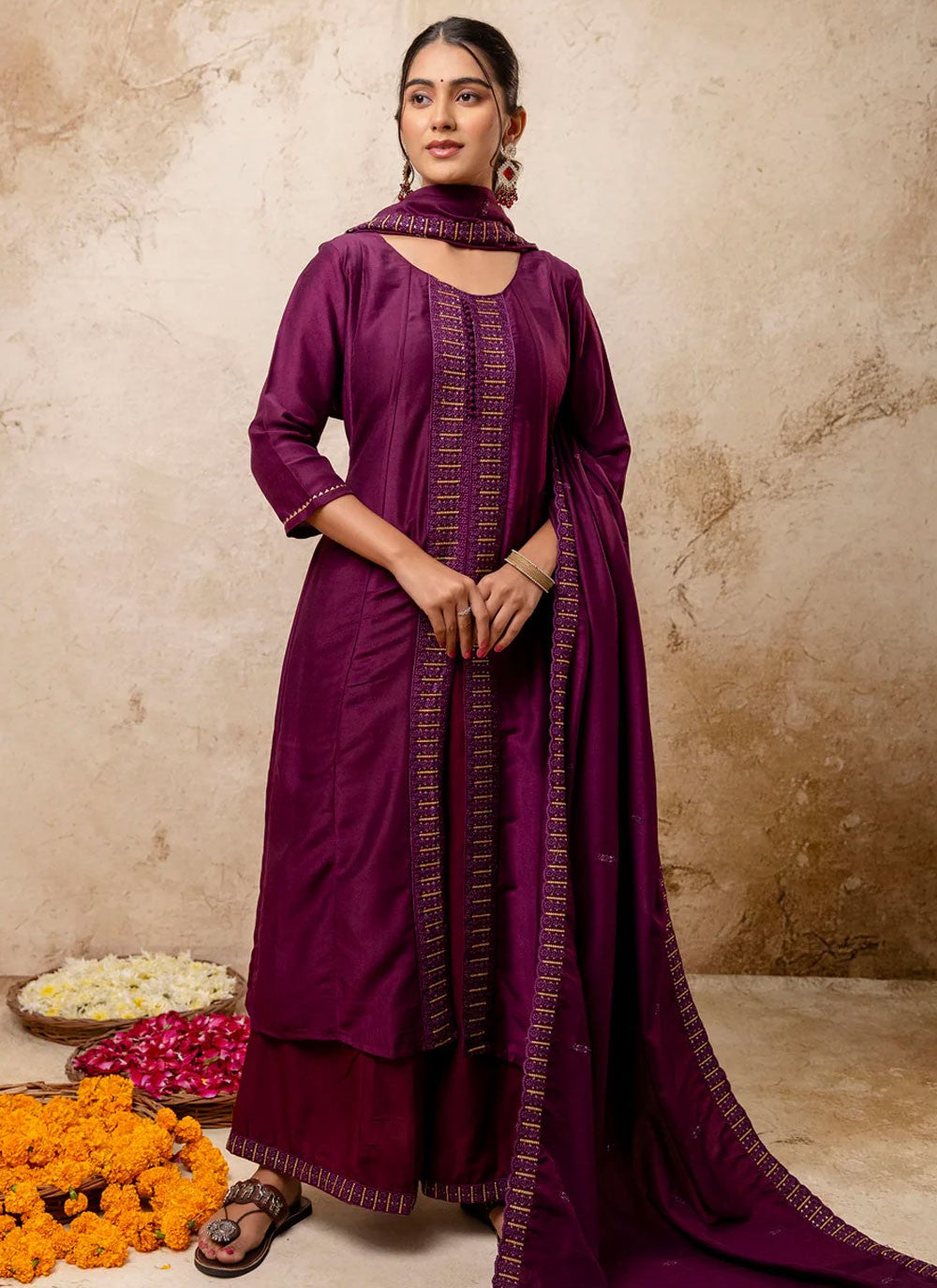 Embroidered Silk Blend Purple Salwar Suit T6117