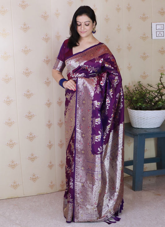 Purple Banarasi Silk Trendy Saree Woven S19528