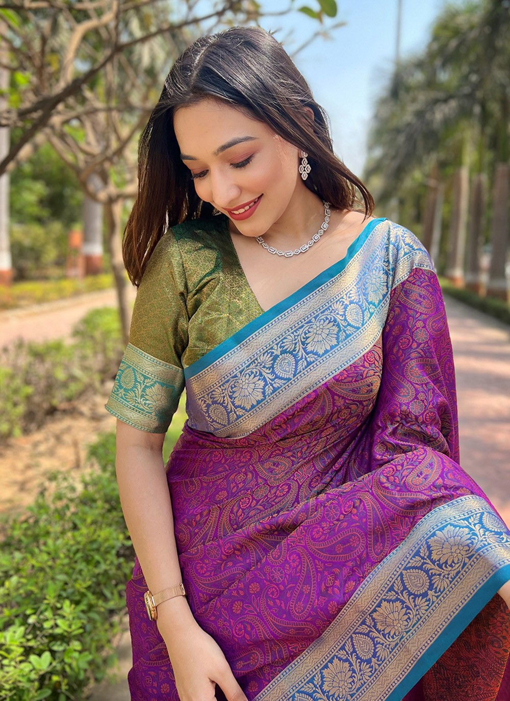 Classic Woven Silk Saree - S7845