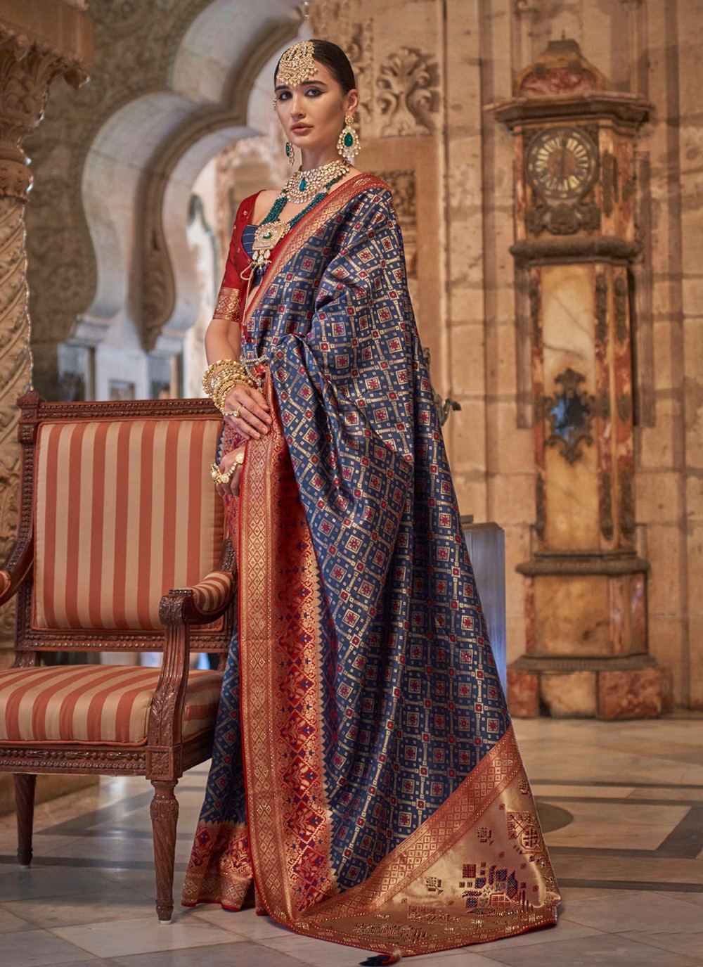 Saree Stones Jacquard Silk Saree - S3663
