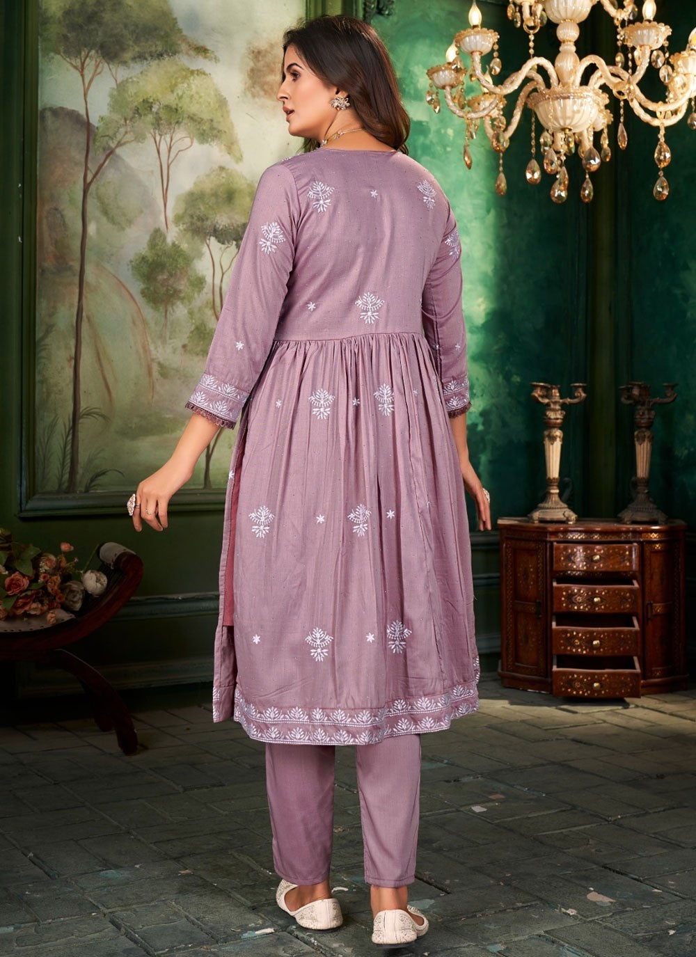 Embroidered Muslin Purple Salwar Suit T5956