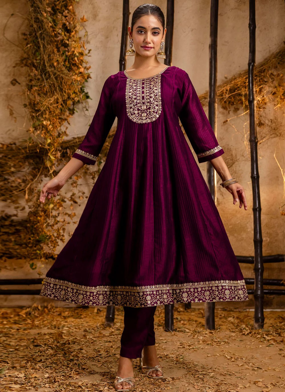 Embroidered Silk Blend Purple Pant Style Suit T6126