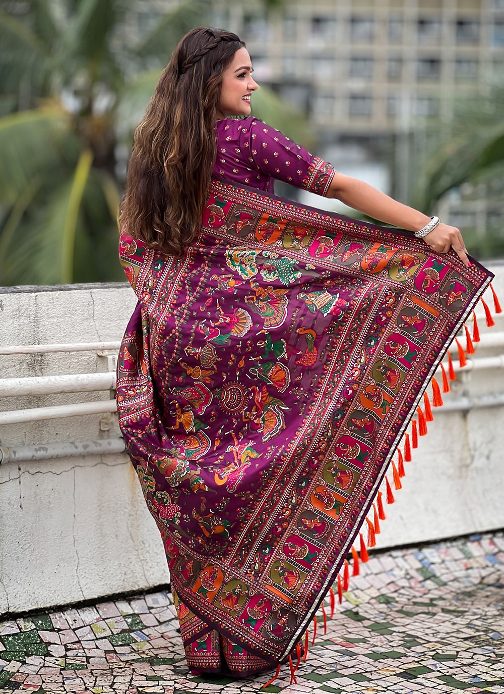 Contemporary Kashmiri Pashmina, Silk Saree - S8739