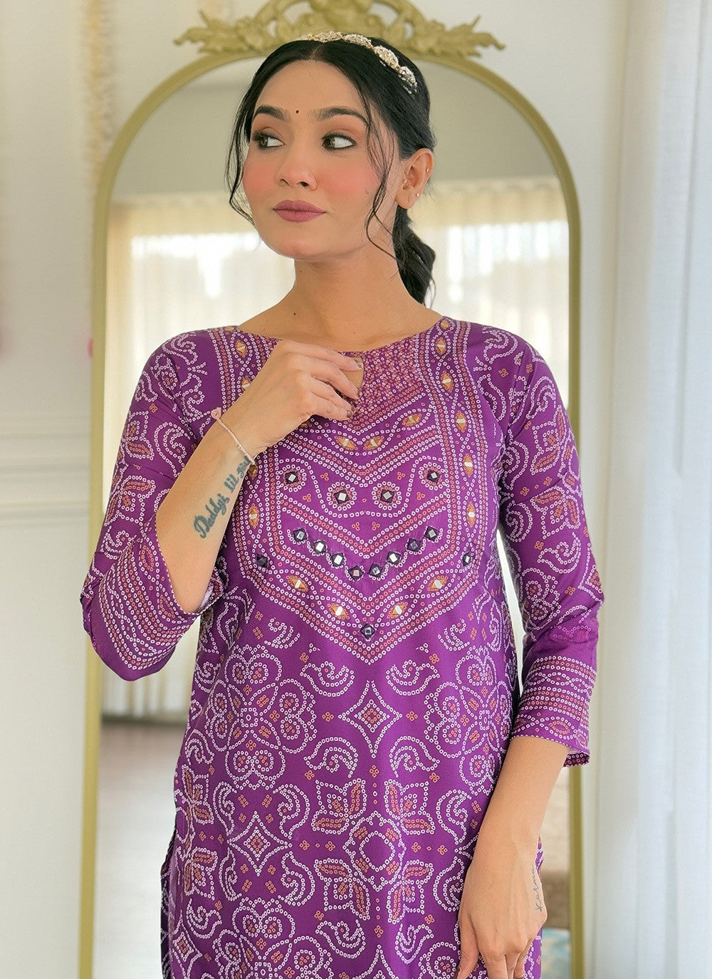 Hand Embroidery Pure Crepe Purple Salwar Suit T6104