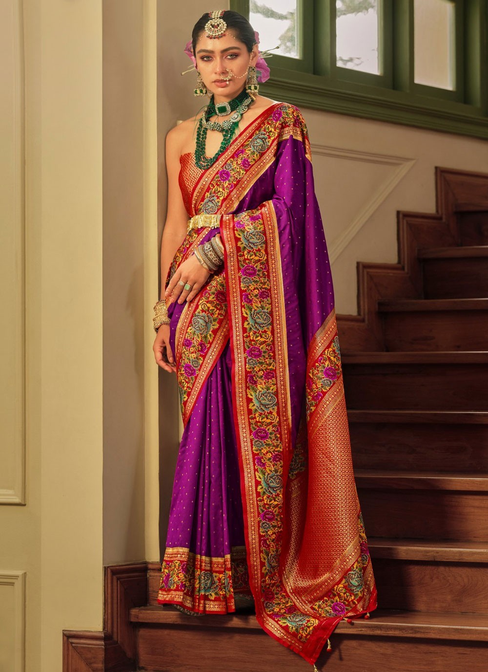 Border Work, Jacquard Work, Meenakari, Weaving Zari Silk Saree - S11736