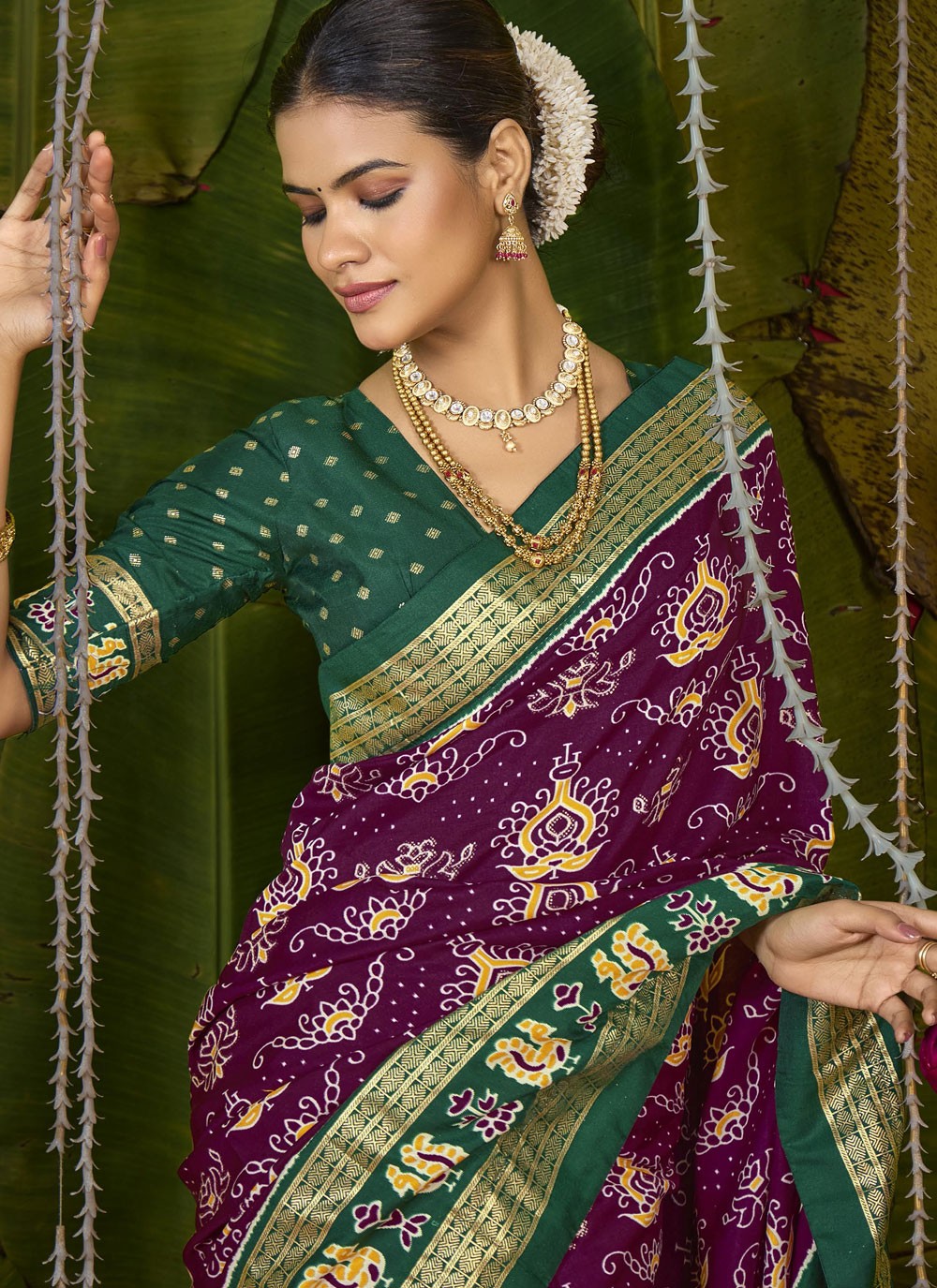 Purple Silk Trendy Saree Abstract Print S20238