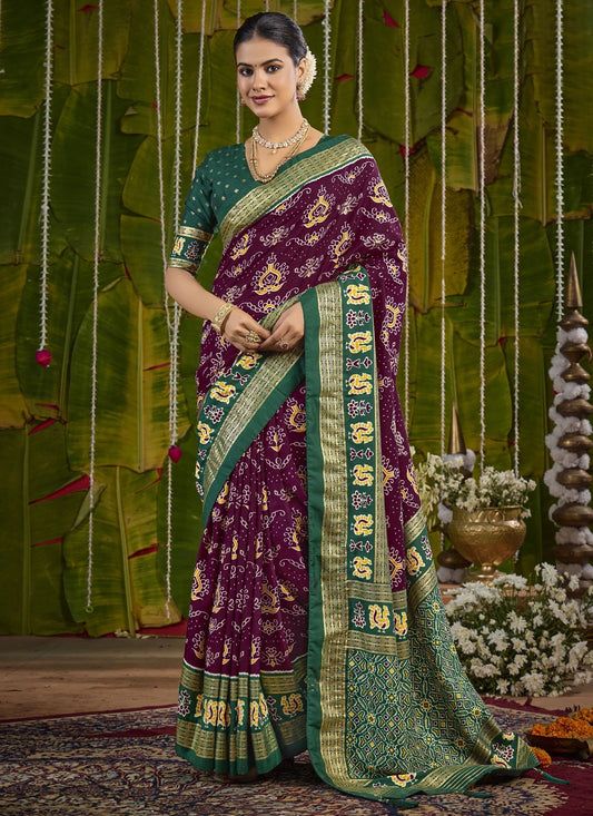 Purple Silk Trendy Saree Abstract Print S20238