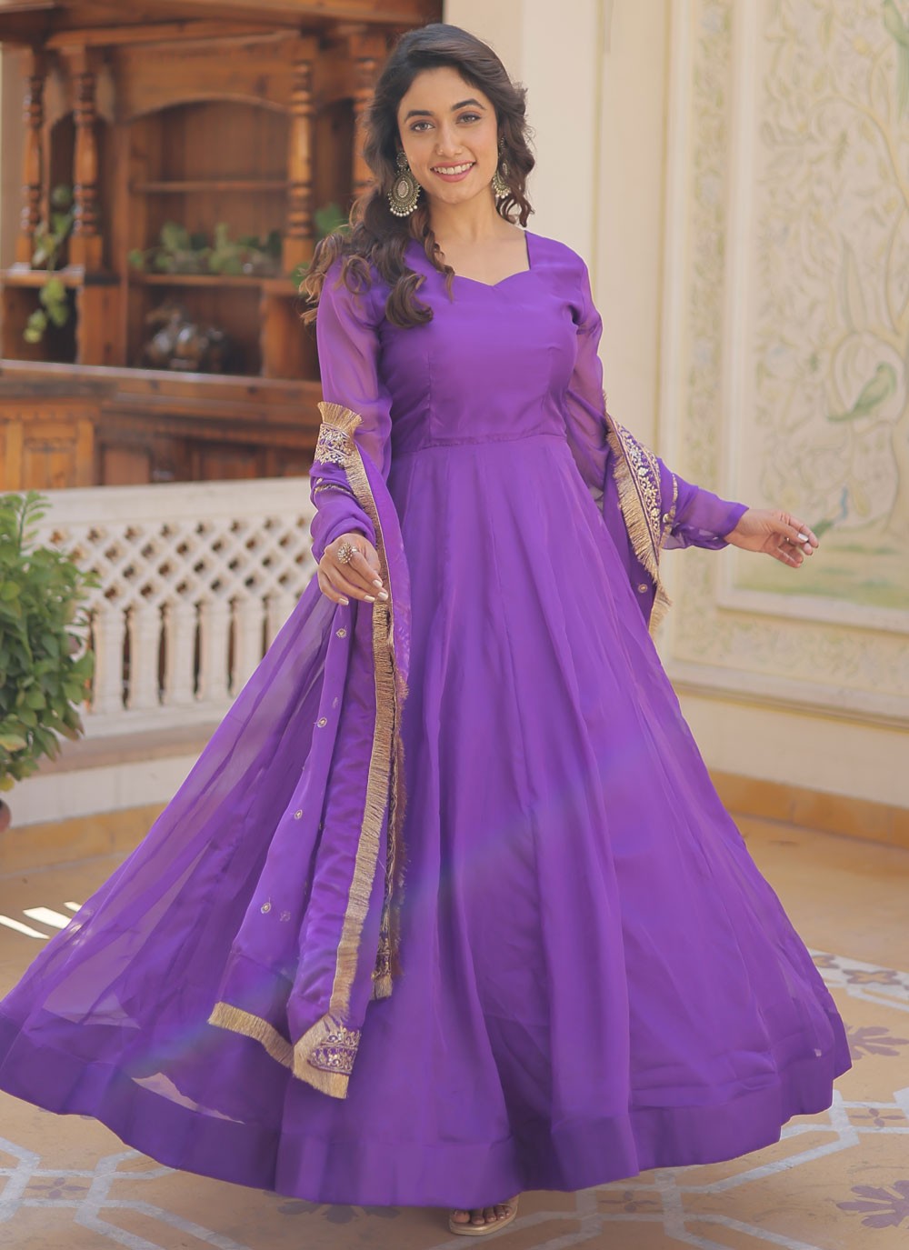 Silk Gown - G1336