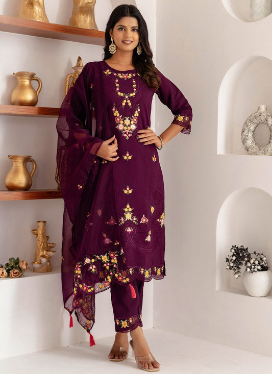 Archive Embroidered 316440 Purple T6719