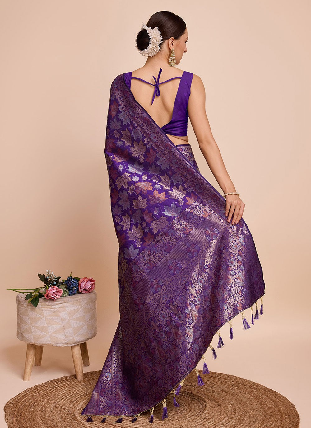 Classic Weaving Zari Handloom Silk Saree - S6852