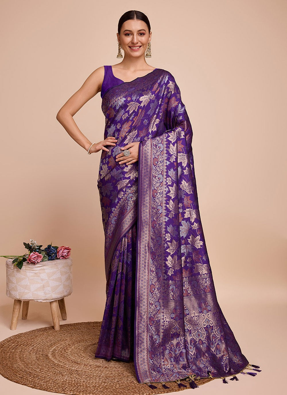 Classic Weaving Zari Handloom Silk Saree - S6852