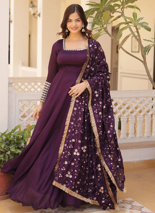 Vichitra Silk Gown - G1452