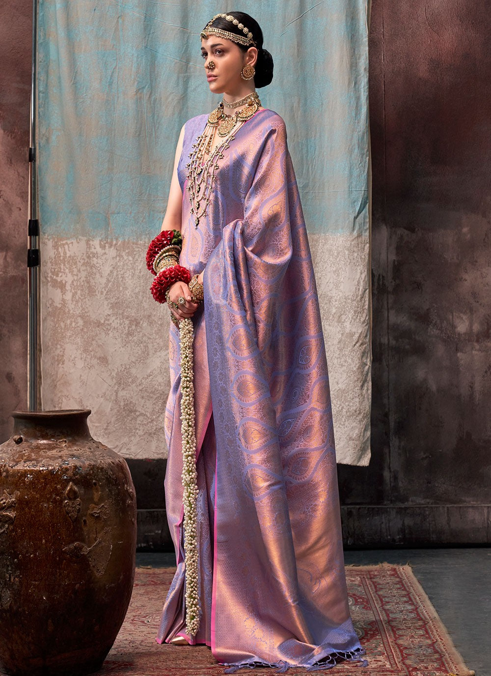 Contemporary Weaving Zari Silk Saree - S6931
