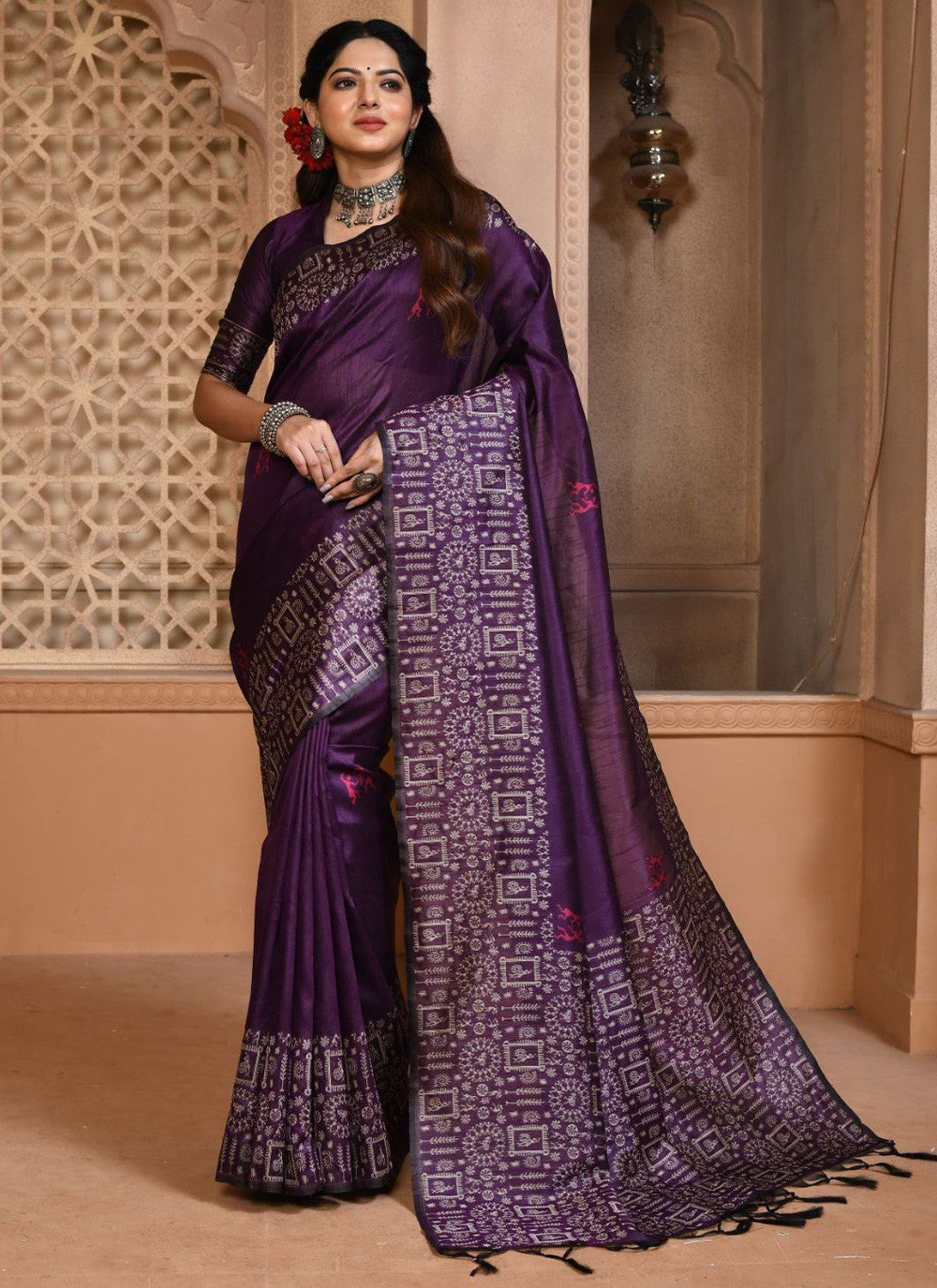 Trendy Woven Handloom Silk Saree - S2906