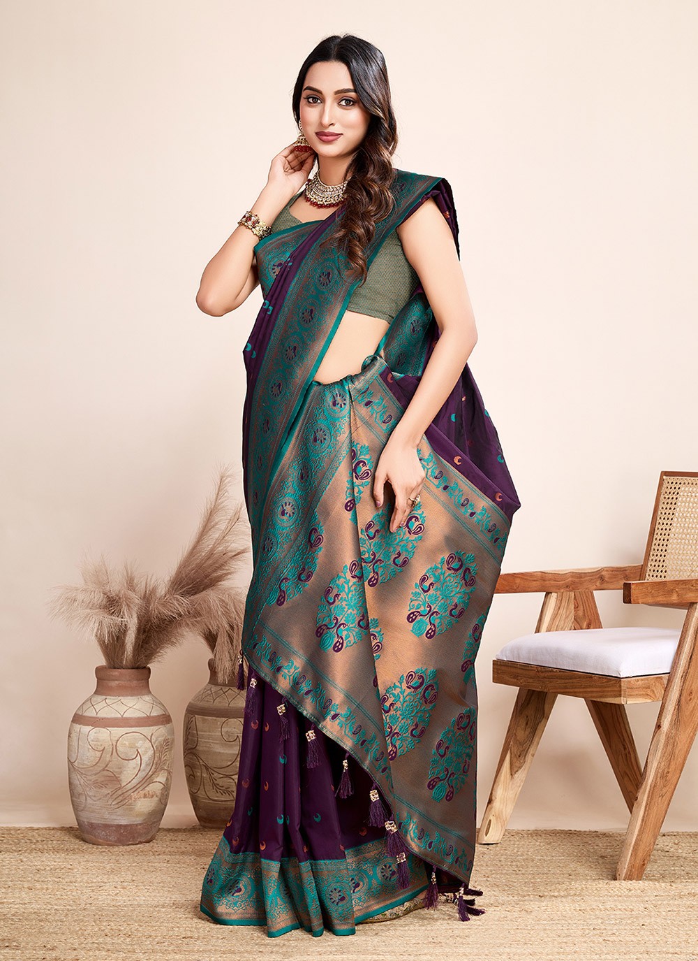 Woven Jacquard Silk Saree - S12314
