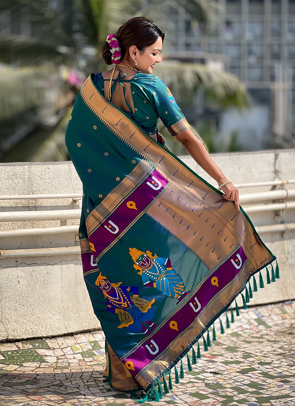 Traditional Woven Rama Silk Saree S12614