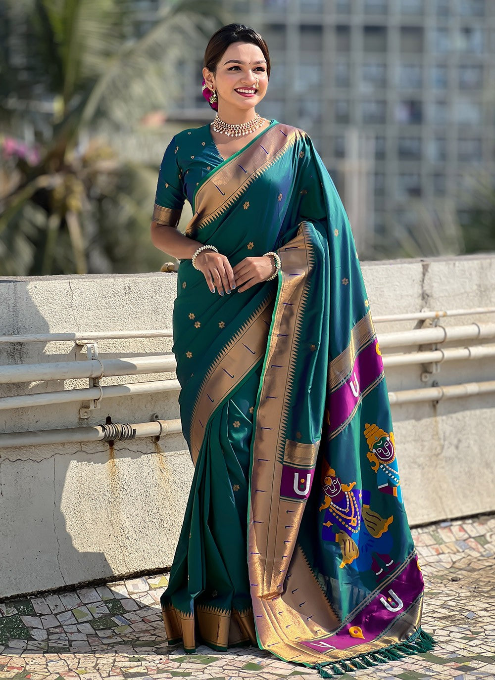 Traditional Woven Rama Silk S12614