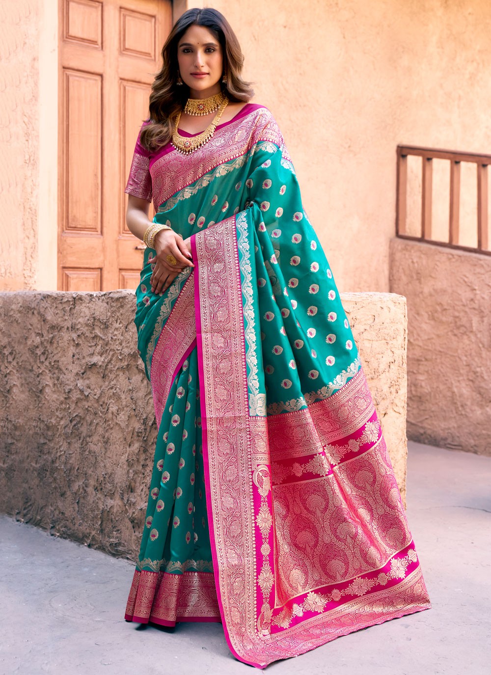 Trendy Saree Weaving Zari Rama Silk Saree S13286