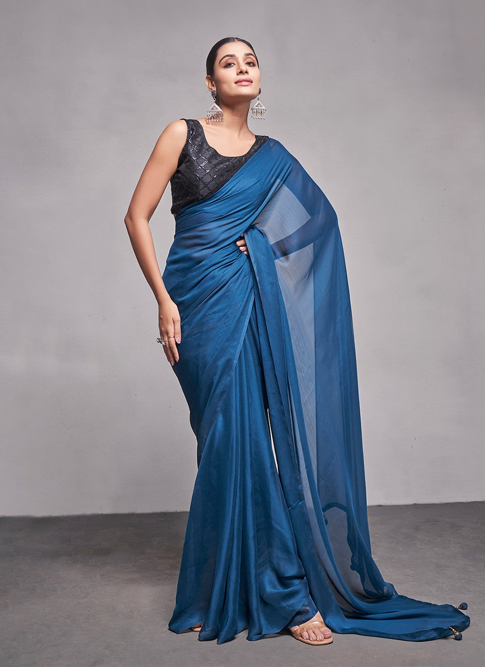 Classic Plain Rangoli Saree - S4784