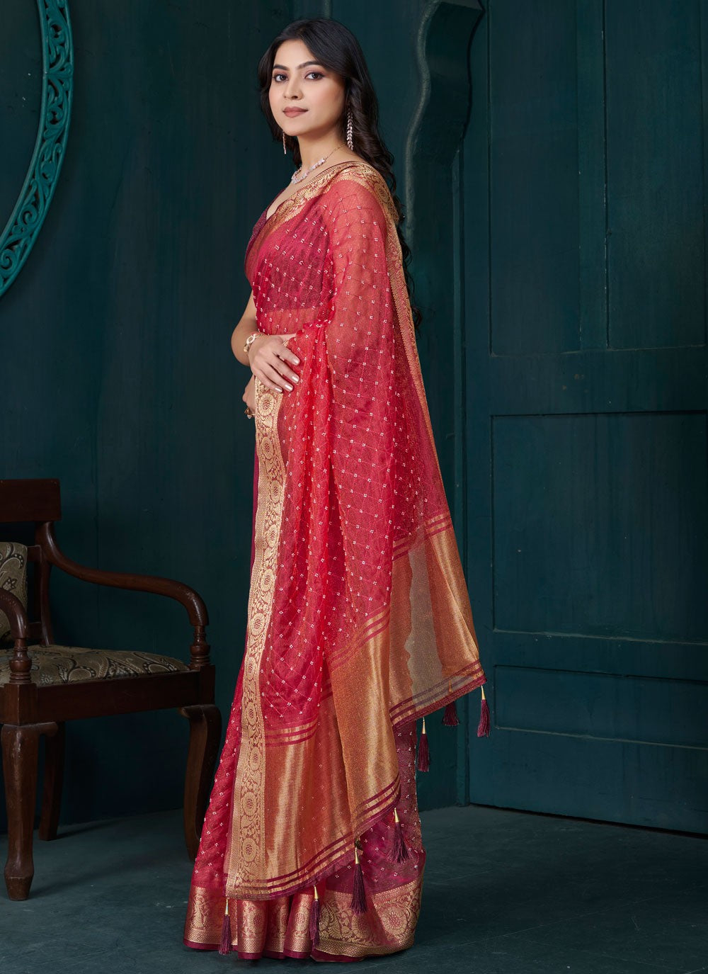 Beads Jacquard Hot Pink Classic Saree S15055