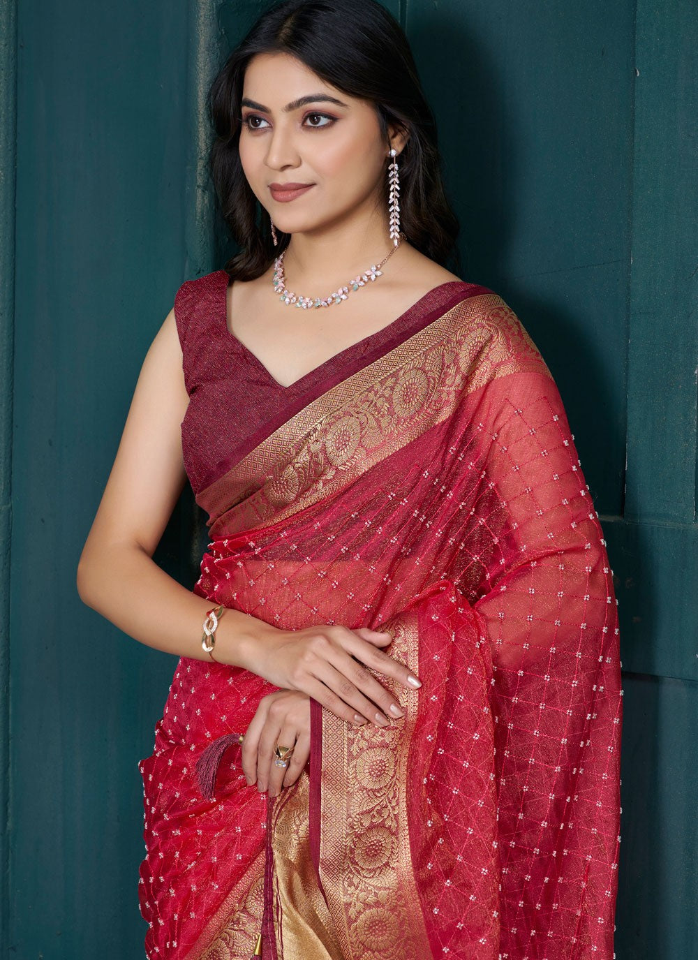 Beads Jacquard Hot Pink Classic Saree S15055