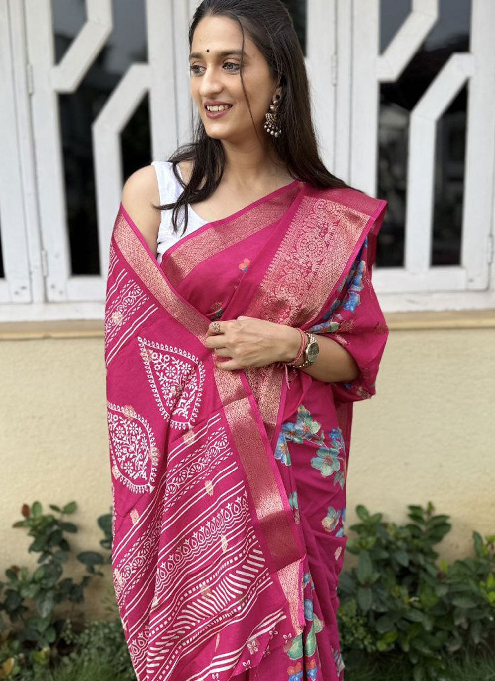 Printed, Weaving Zari Pure Dola Saree - S11836