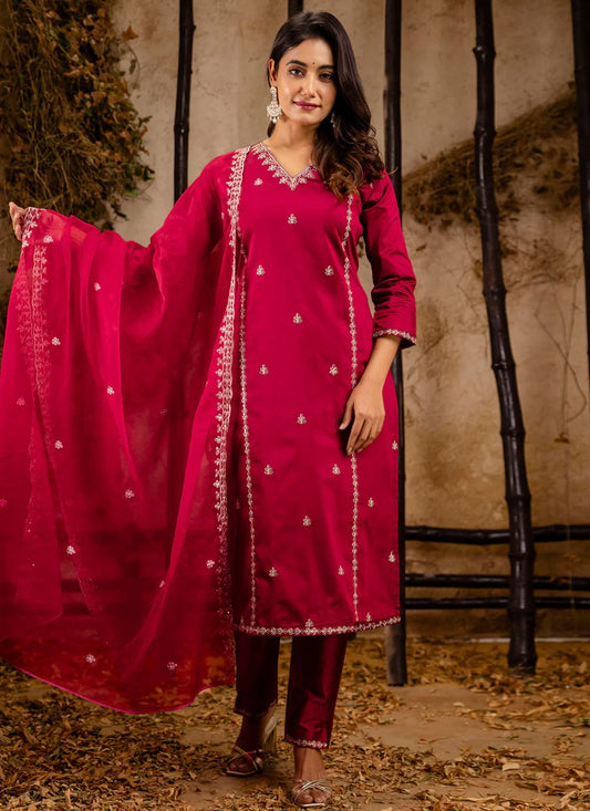Embroidered Silk Blend Hot Pink Salwar Suit T6187