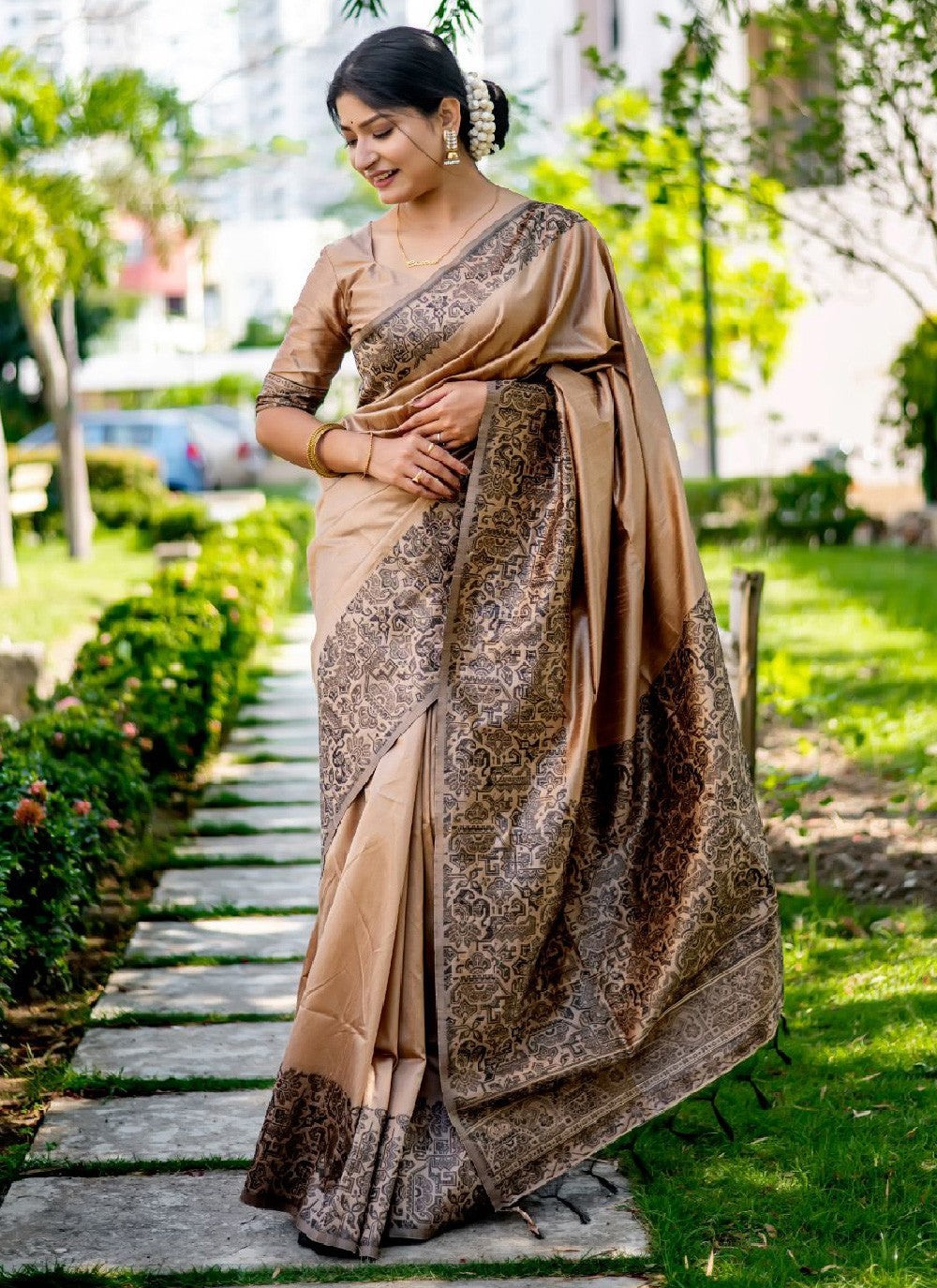 Trendy Border Work Handloom Silk, Raw Silk Saree - S3549