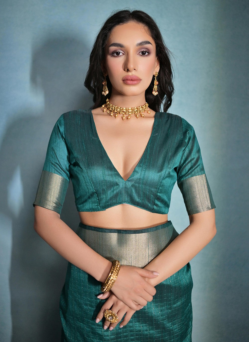Trendy Woven Raw Silk Saree - S5074
