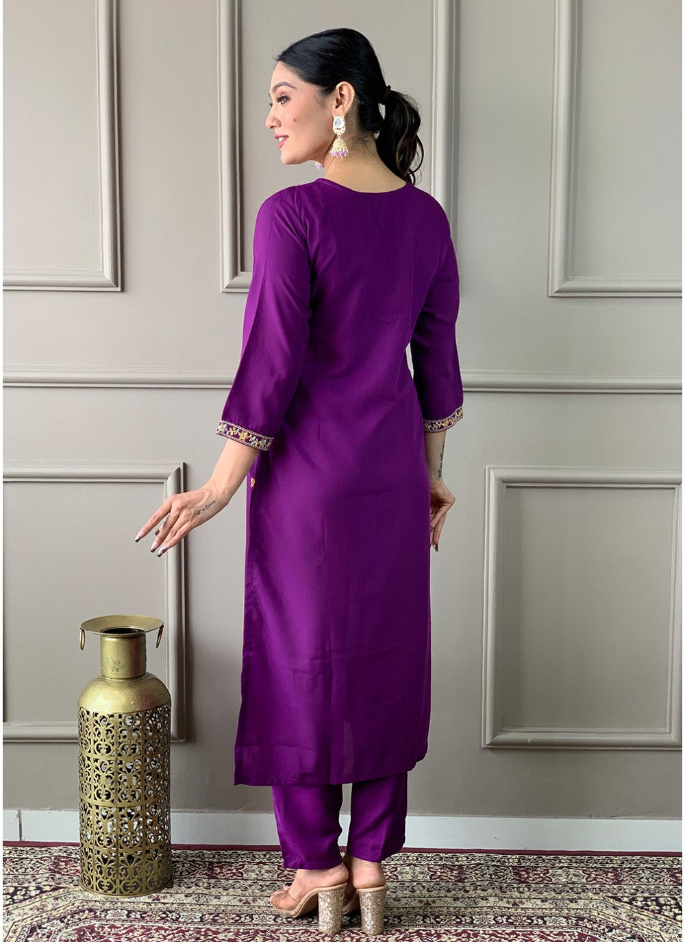 Embroidered Rayon Purple Salwar Suit T6025