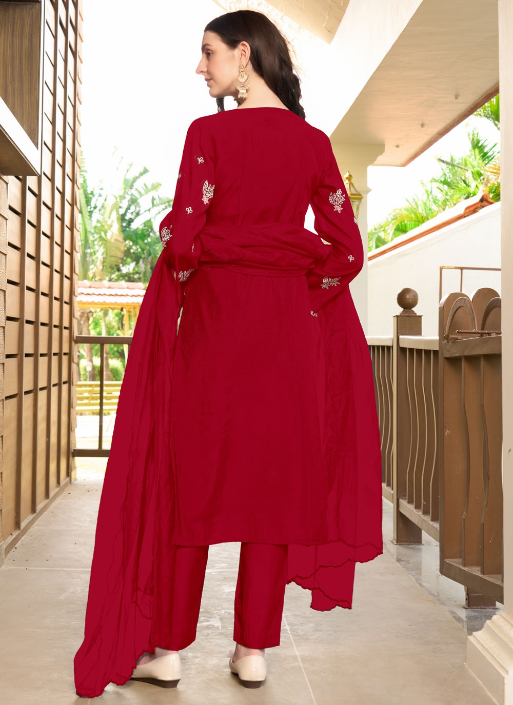 Salwar Suit Embroidered Red Silk T5338