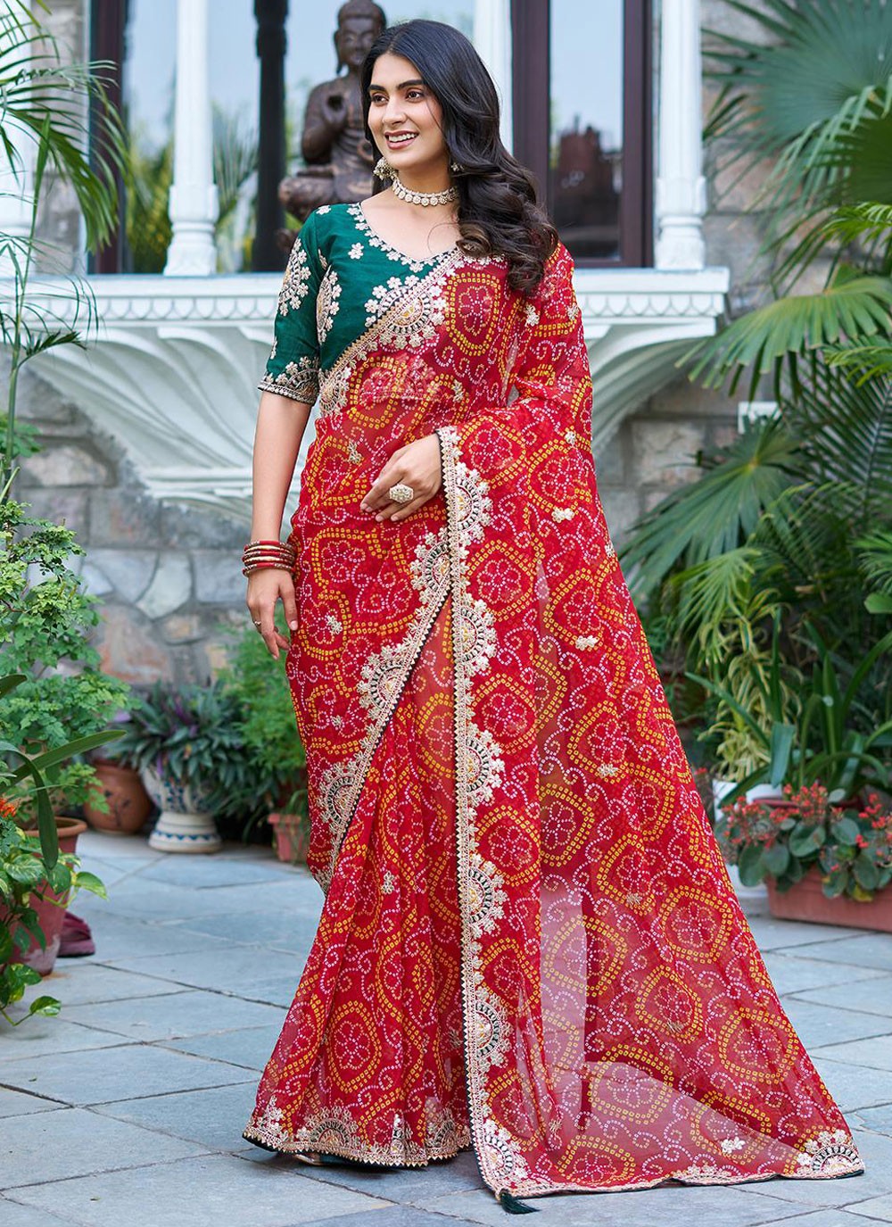 Red Fancy Fabric Classic Saree Embroidered, Foliage Prints, Lace, Zari S16779