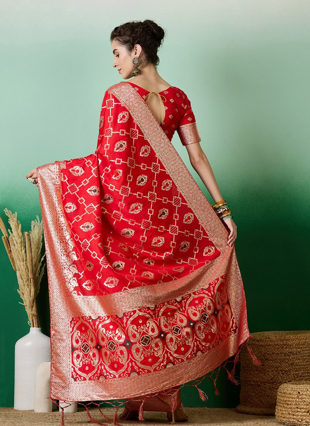 Traditional Jacquard Work Cotton Saree - S7010