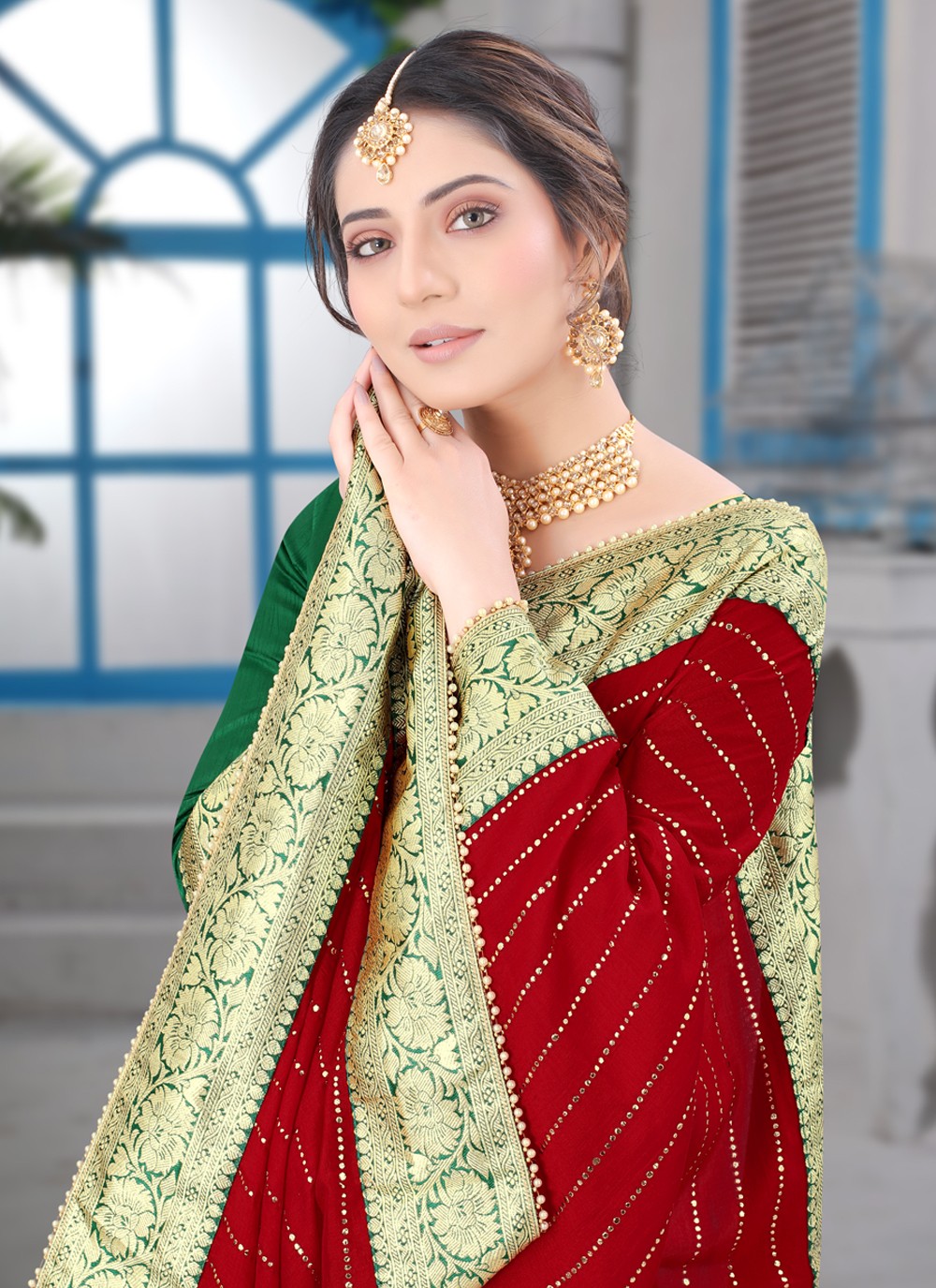 Contemporary Border Work Vichitra Silk Saree - S3701