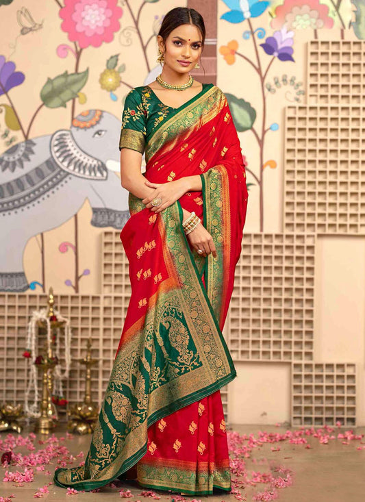 Red Silk Traditional Saree Weaving Zari S20399