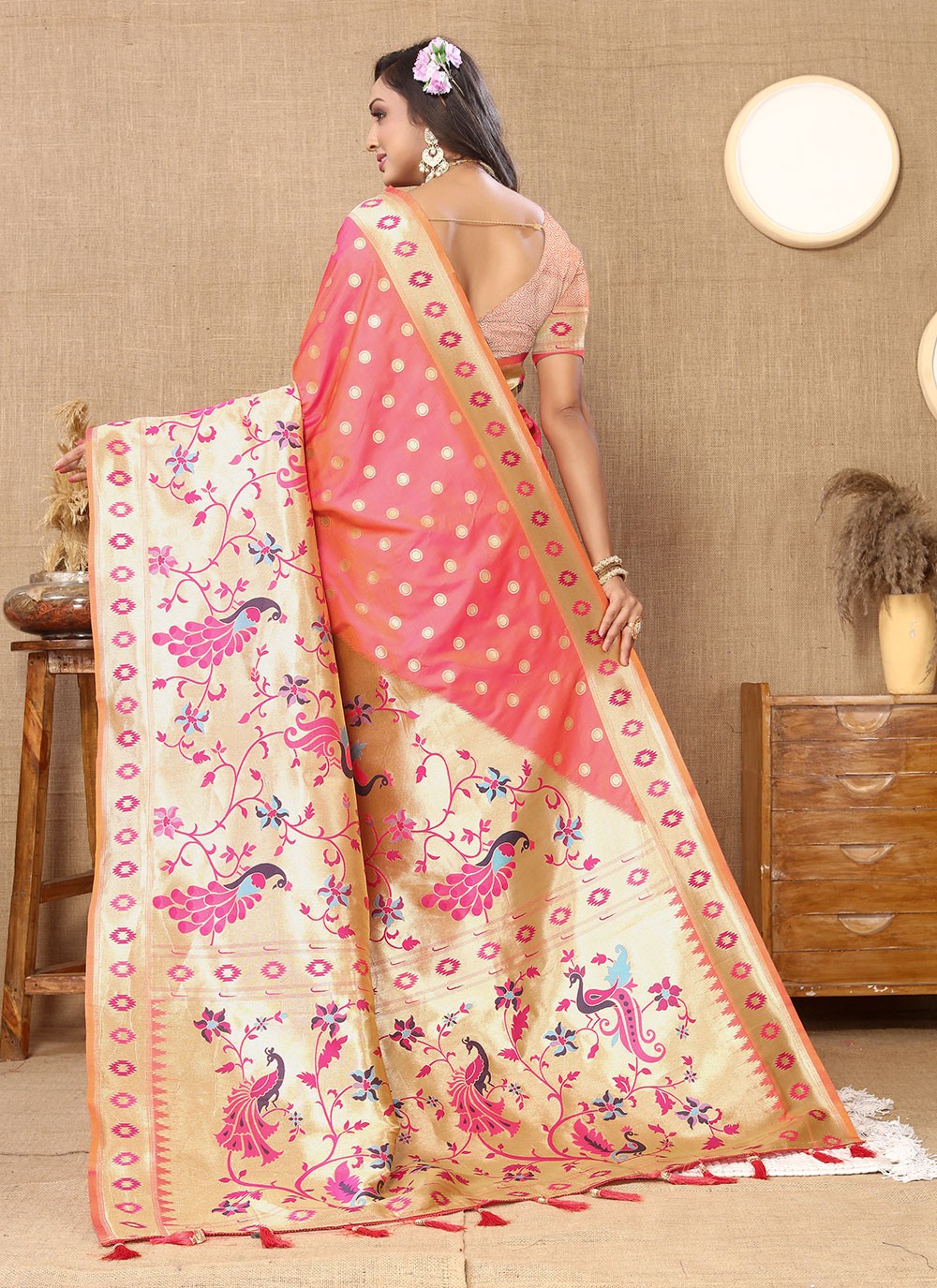 Classic Weaving Zari Silk Saree - S5622