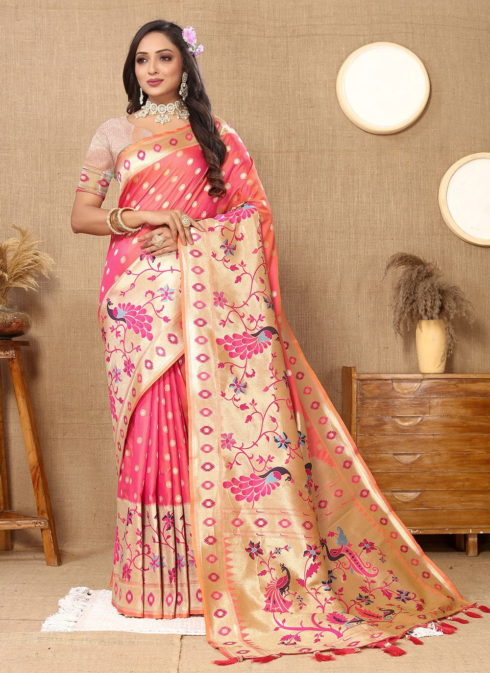Classic Weaving Zari Silk Saree - S5622