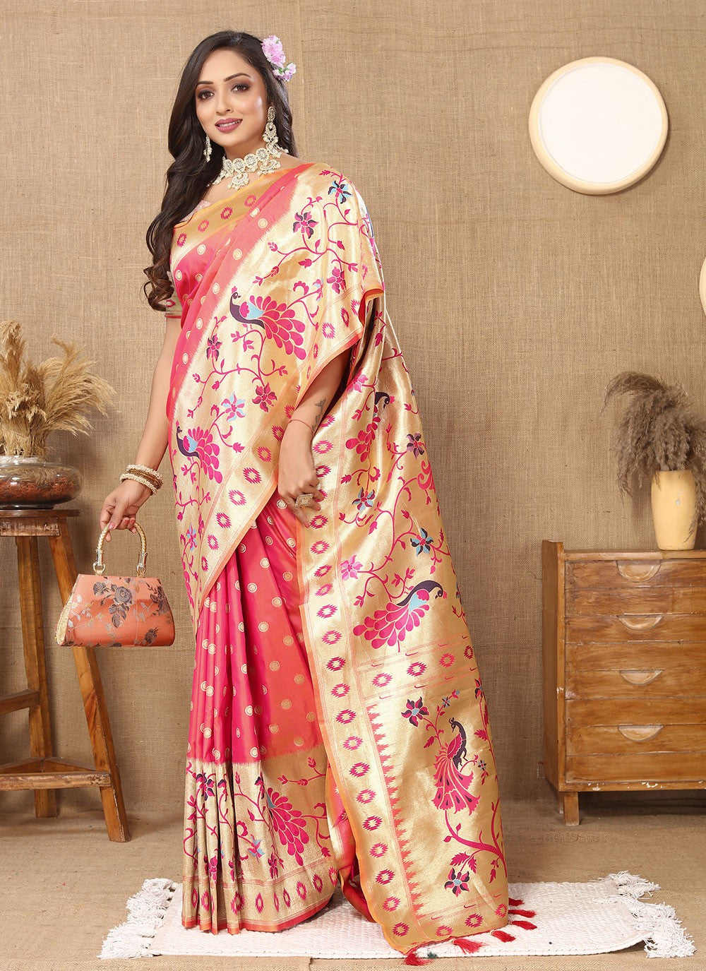 Classic Weaving Zari Silk Saree - S5622