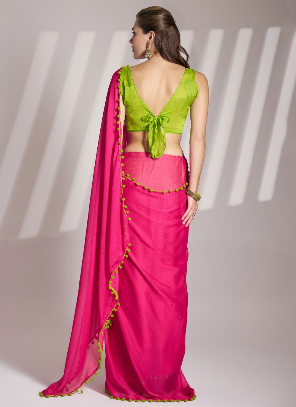 Trendy Saree Border Work Pink Chiffon Saree S13594