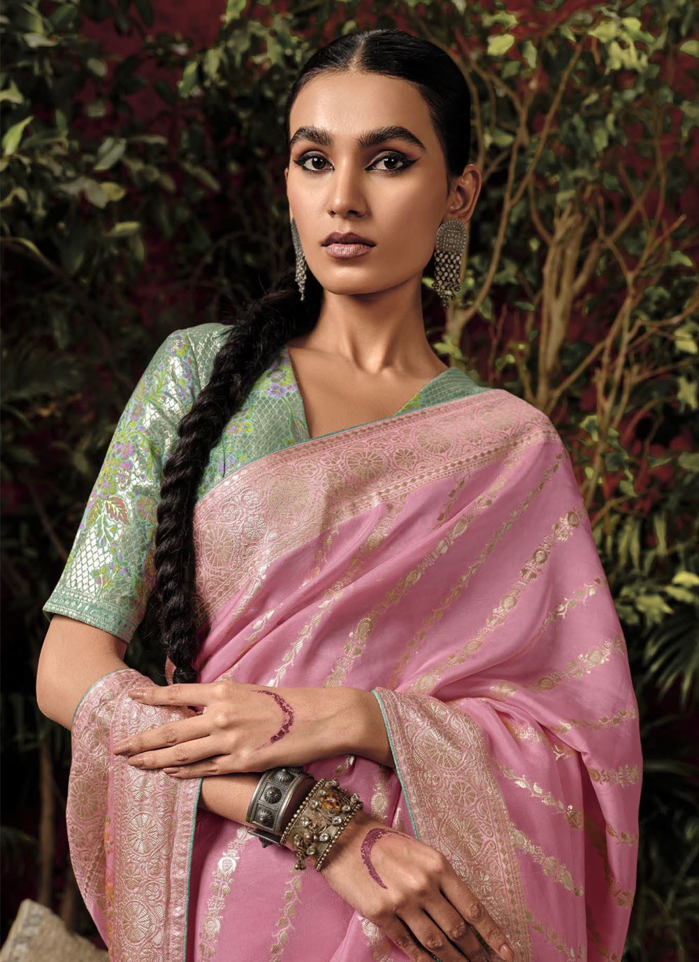 Classic Weaving Zari Silk, Viscose Saree - S4970