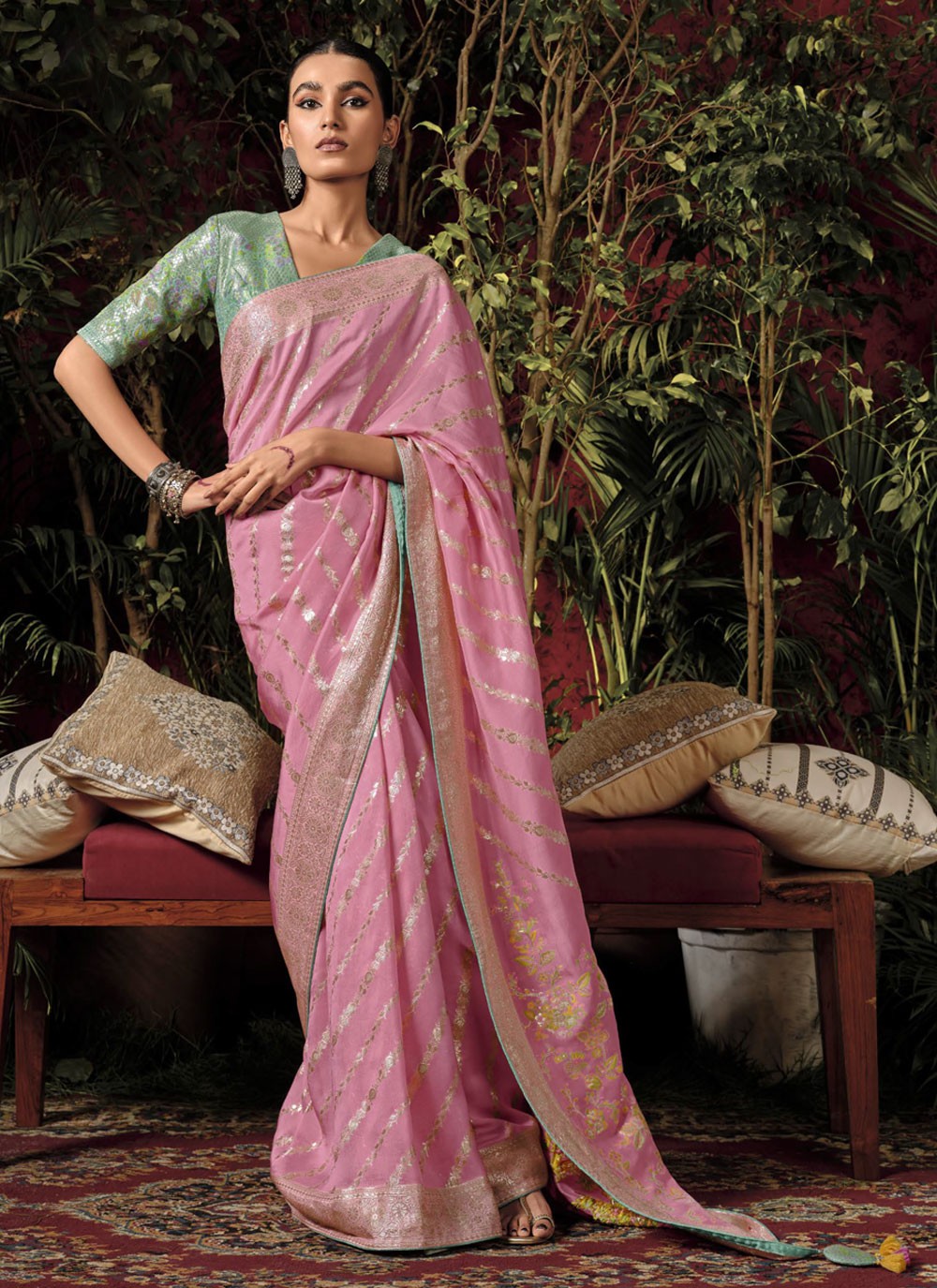 Classic Weaving Zari Silk, Viscose Saree - S4970